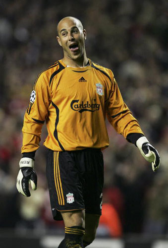 天皇杯战报：佐佐木大树争议点射，神户胜利船2-0广岛三箭（天皇杯焦点战：佐佐木大树争议点球破门，神户胜利船2-0力克广岛三箭）