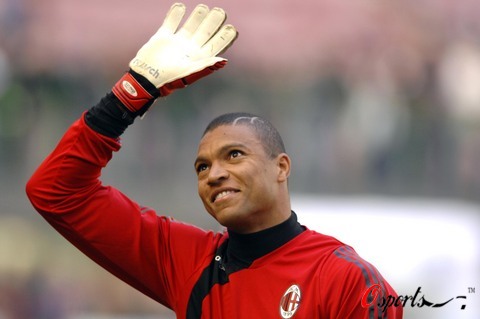 媒体人：很多给戴琳借钱的是看他直播的粉丝，以为他腰缠万贯（媒体人：向戴琳借钱者多为其直播粉丝，误以为其财力雄厚）