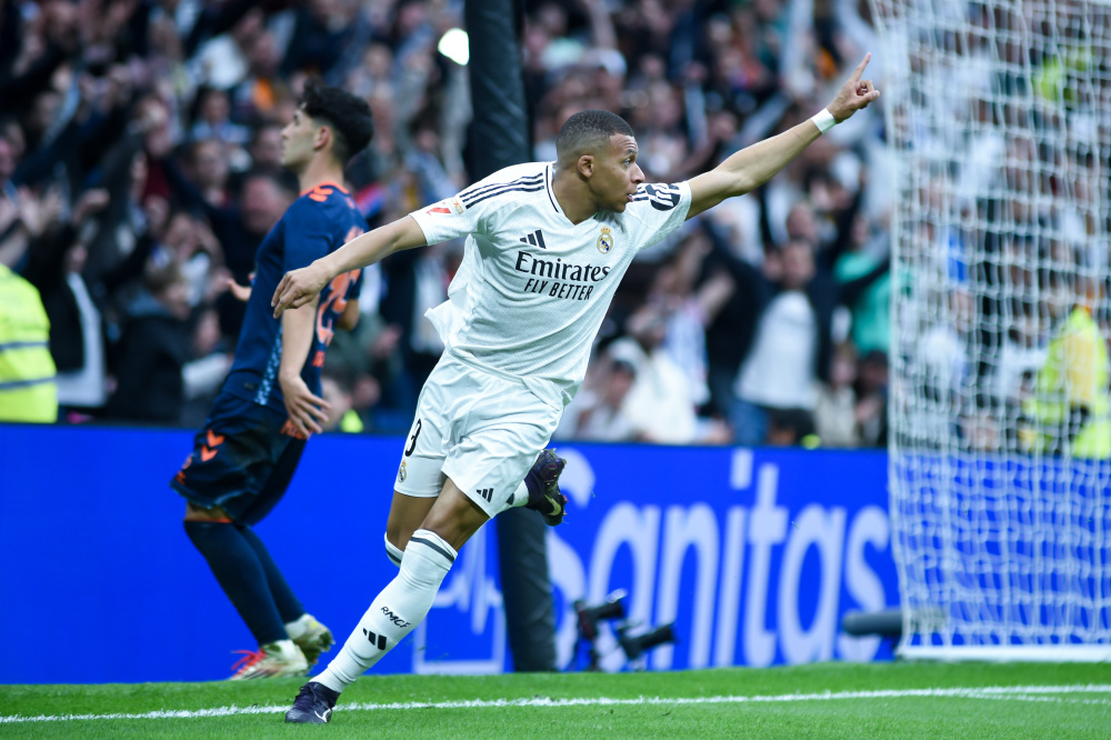 佳夫：上场机会不多让我决定离开米兰；希望米兰能拿联赛冠军