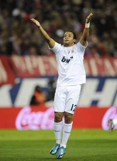 子弹对阵跳伞蚁首发公布：哈里森、普拉瑟领衔