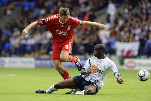 极致空气动力学 1997年迈凯伦梅赛德斯F1车队的Actros 2557运输车